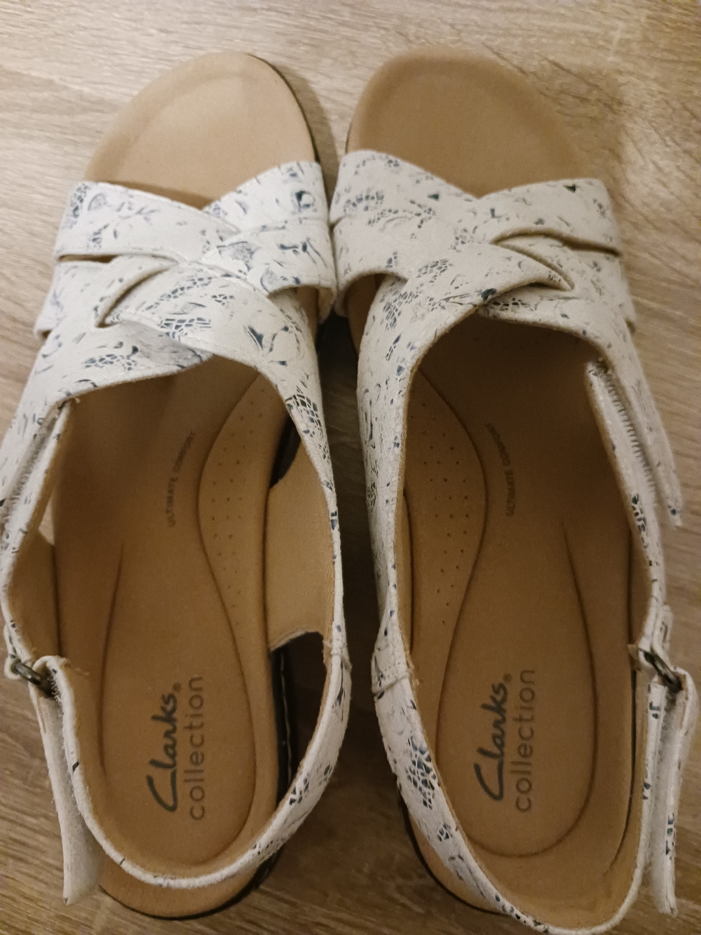 Clarks Merliah Echo Blue/White Floral Adjustable Slingback Low Profile Wedges - Picture 7 of 12